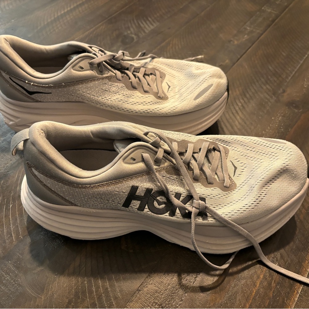 Hoka Bondi 8, size 10.5!